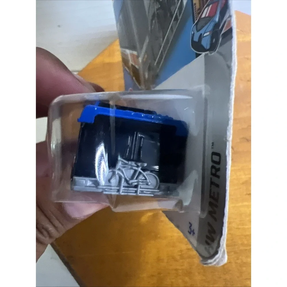 2022‎ Hot Wheels 77/250 Aint Fare HW Metro 9/10 Blue